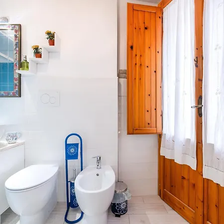 בית נופש Marina Monolocale קליארי